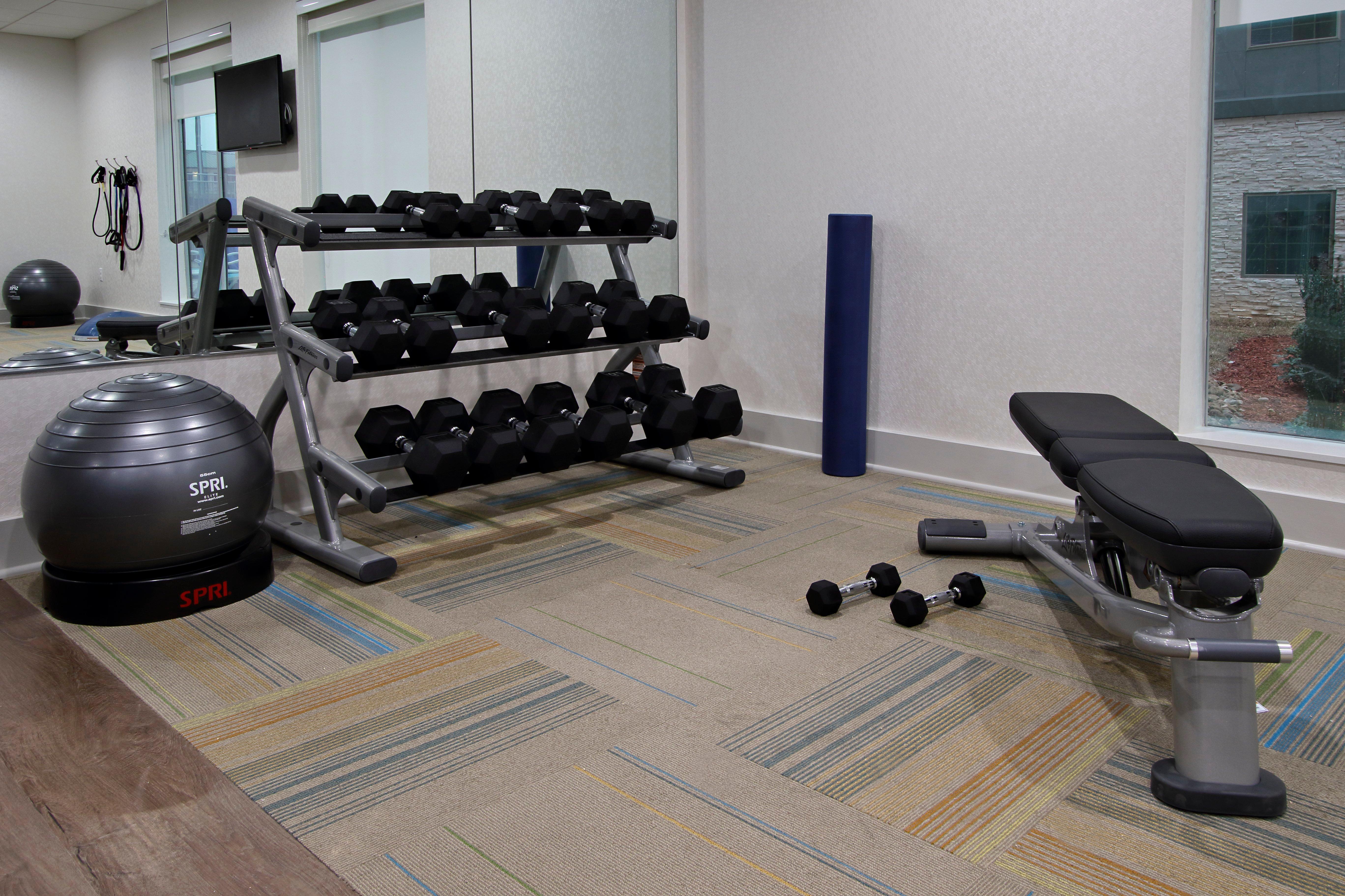 Holiday Inn Express & Suites - Lake Charles South Casino Area By Ihg Екстериор снимка